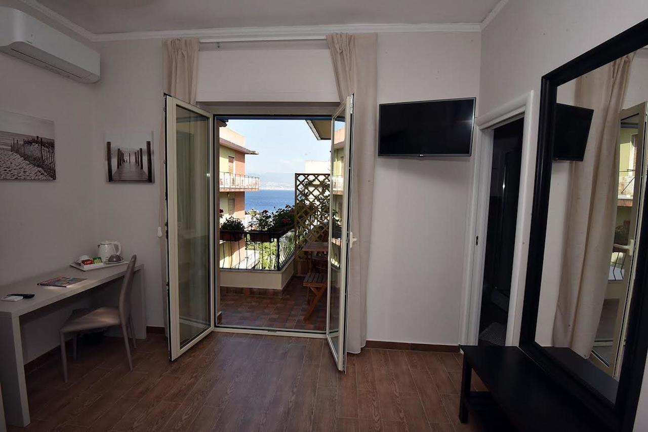B&B Paradiso Relais Messina Exterior photo